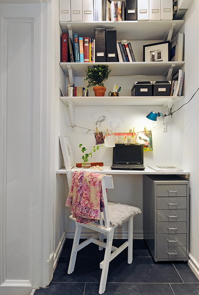 compact-home-offices-in-small-apartments-10