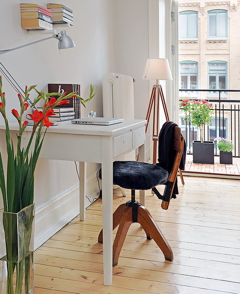 compact-home-offices-in-small-apartments-24