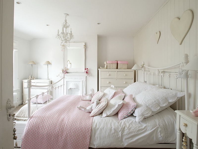 Шебби шик в интерьере спальни - белоснежно и красиво