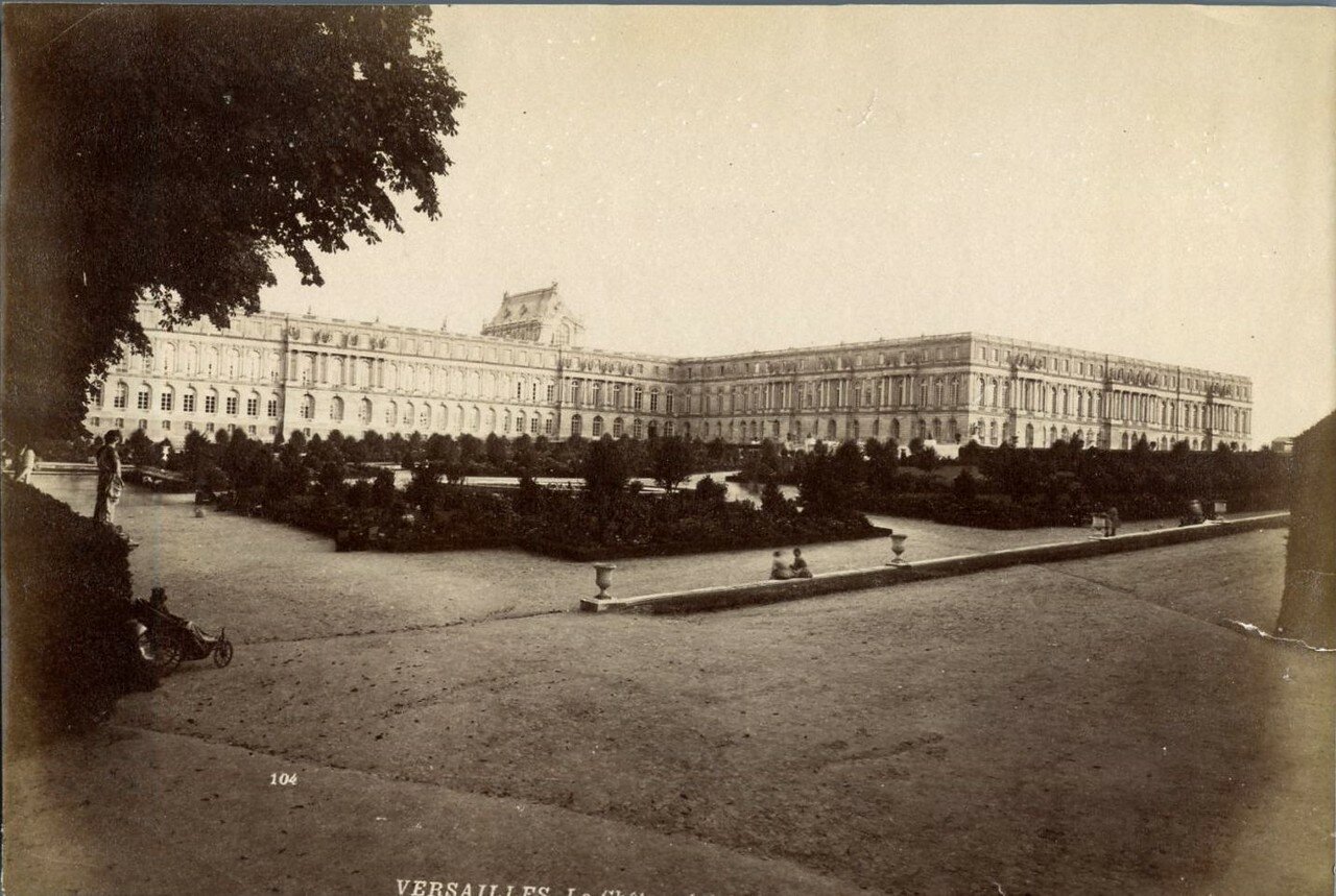 Версальский дворец. Общий вид