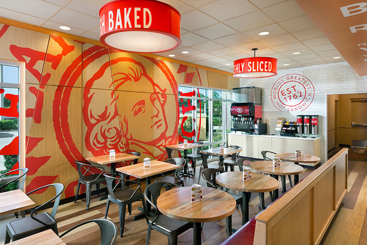 Дизайн кафе Earl of Sandwich: креативные решения