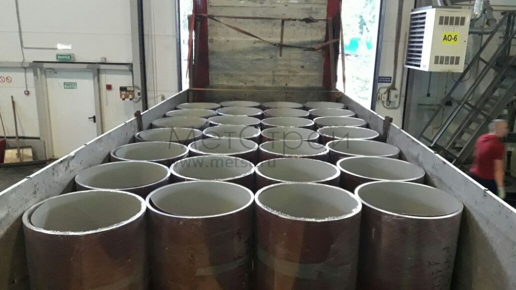 Листы из оцинкованной стали 0.5×625 мм для 
фальцевой кровли с покрытием цвета RAL 8017 
шоколадно-коричневый