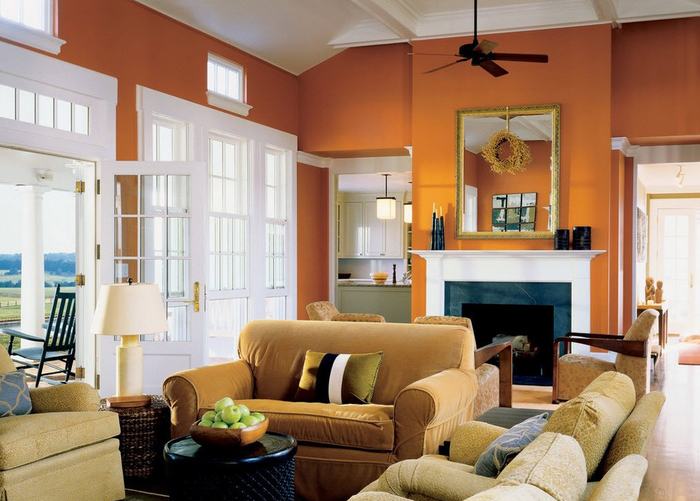 Оранжевый и бежевый цвета в интерьере гостиной