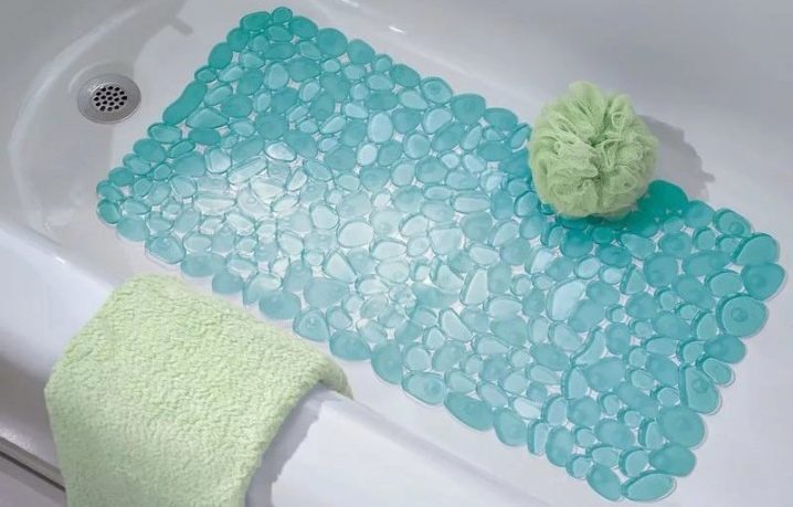 Резиновые коврики в ванную комнату