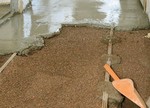 Керамзитовая засыпка закрывается цементно-песчаной армированной стяжкой.