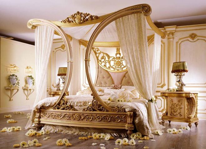 интерьер спальни в классическом итальянском стиле 